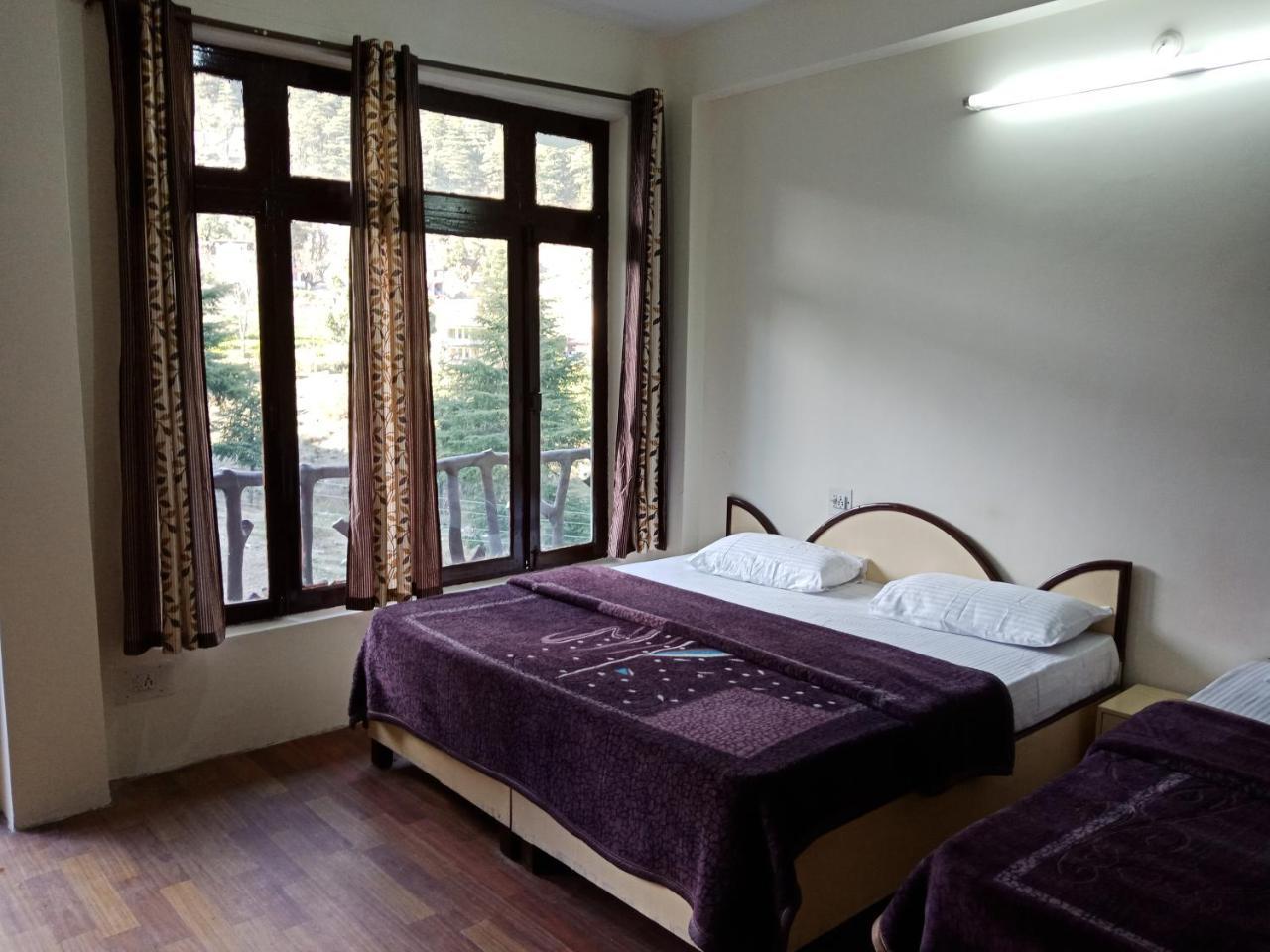 Hotel Pine Spring Dharamshala Exterior foto